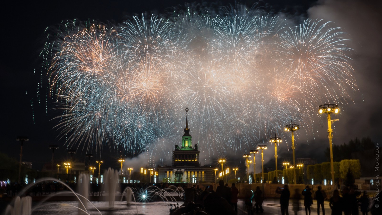 Салют на ВДНХ 09.05.2017