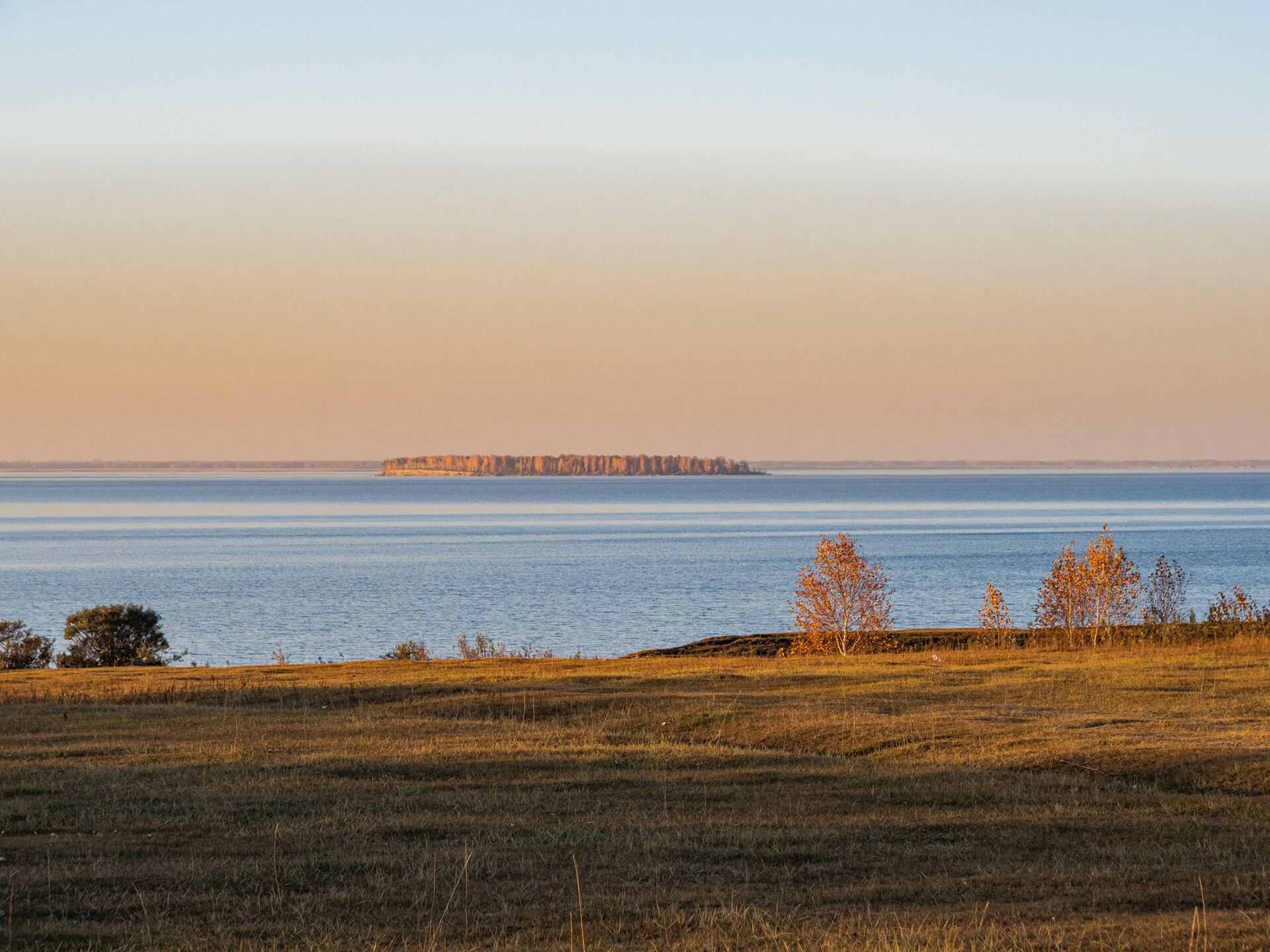 Вечерело